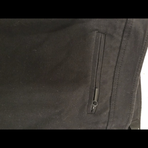 Talbots Black Capri Pants - Size 10 Petite - Picture 4 of 4